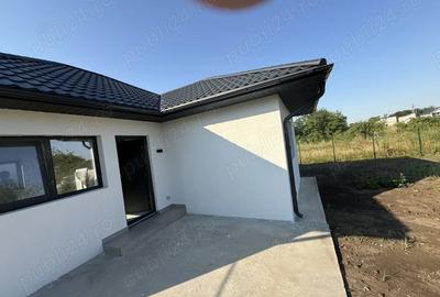 Casă cu 3 camere cu Teren 350 Mp în Găneasa - 5