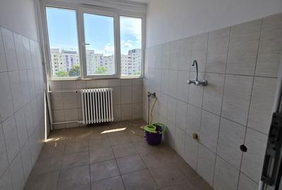 Apartament cu 2 camere semidecomandat în Timpuri Noi