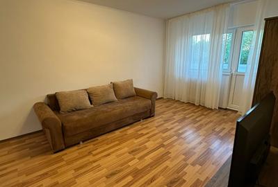Apartament cu 3 camere decomandat, mobilat în Dristor