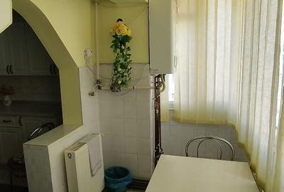 Apartament cu 2 camere decomandat în Central - 2
