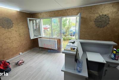 Spațiu comercial, de 48 mp, în Podu Roș