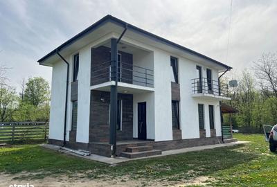 Casă cu 4 camere în Central - 3
