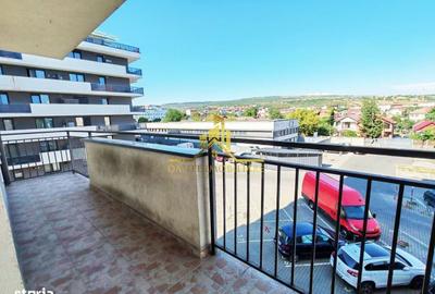 Apartament cu 3 camere semidecomandat în Iris