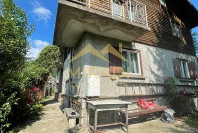 Casă cu 7 camere cu Teren 580 Mp în Valea Doftanei - 8