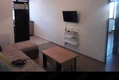 Apartament cu 2 camere semidecomandat în Baza 3 - 2