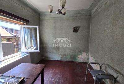 Casă cu 3 camere cu Teren 247 Mp în Central