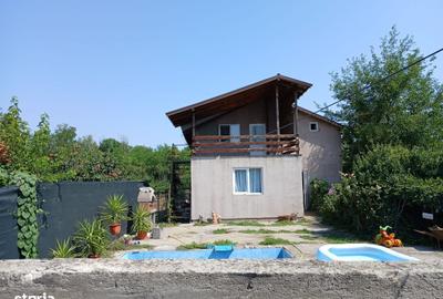 Casă cu 4 camere în Siliștea Crucii