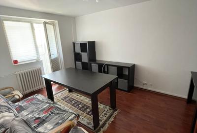 Apartament cu 2 camere semidecomandat în Lujerului