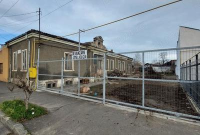 Teren de 600 mp, în Central - 1