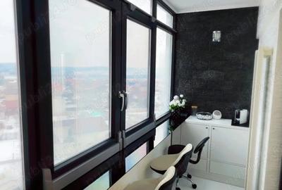 Apartament cu 3 camere decomandat în Peco - 2