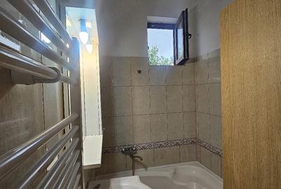 Garsonieră decomandată în Central - 5