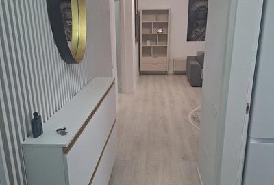 Apartament cu 2 camere semidecomandat în Tunari