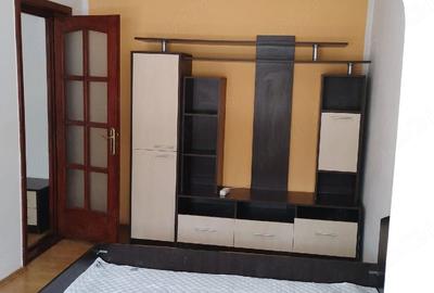 Apartament cu 2 camere decomandat în Central - 1
