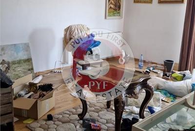 Apartament cu 3 camere semidecomandat în Titan