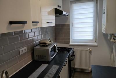 Apartament cu 2 camere semidecomandat în Hipodrom