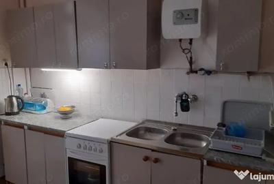 Apartament cu 2 camere decomandat în Complex Studențesc