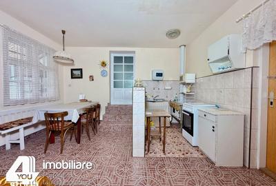 Casă cu 7 camere cu Teren 864 Mp în Târnova - 3
