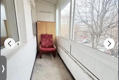 Apartament cu 2 camere decomandat în Traian - 2