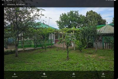 Casă cu 4 camere în Vadu Pașii