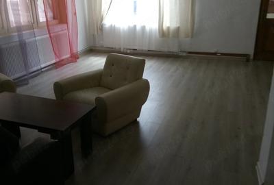 Casă cu 4 camere cu Teren 440 Mp în Central - 5