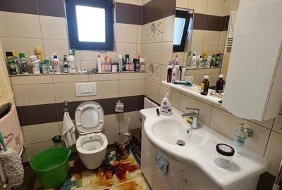 Casă cu 4 camere în Pădurii - 1