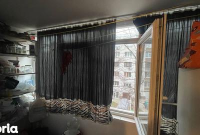 Apartament cu 4 camere decomandat în Valea Ialomiței - 4