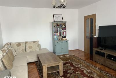 Apartament cu 2 camere decomandat în Turnișor - 1