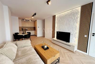 Apartament cu 2 camere semidecomandat, mobilat în Iris