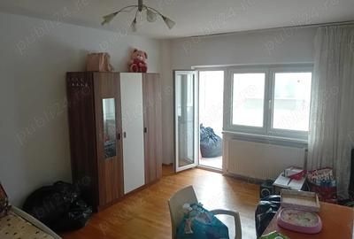 Apartament cu 2 camere decomandat în Precista - 2