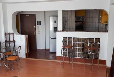 Apartament cu 3 camere semidecomandat în Kogălniceanu