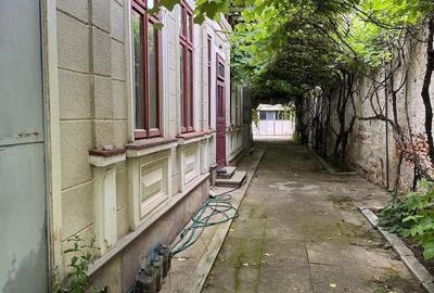Casă cu 4 camere cu Teren 300 Mp în 13 Septembrie - 1