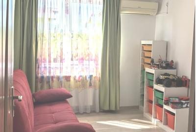 Apartament cu 3 camere decomandat, mobilat în Fundeni