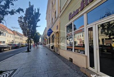 Spațiu comercial, de 100 mp, în Central