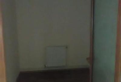 Spațiu comercial, de 200 mp, în Central - 2