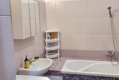 Apartament cu 2 camere decomandat în UTA