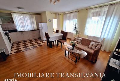 Apartament cu 3 camere în Unirea - 1