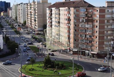 Apartament cu 4 camere circular, mobilat în Mihai Viteazul - 1