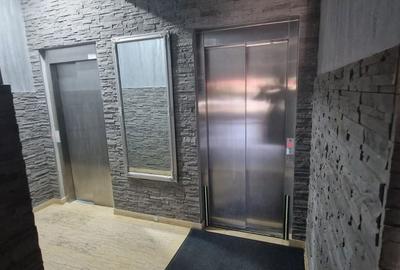 Apartament cu 2 camere decomandat în Giulești