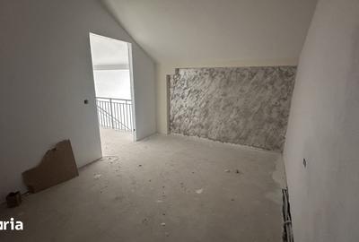 Apartament cu 3 camere decomandat în Tineretului
