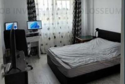 Apartament cu 3 camere decomandat în Tractorul - 4