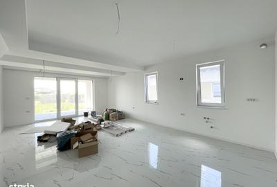 Casă cu 4 camere cu Teren 340 Mp în Urseni
