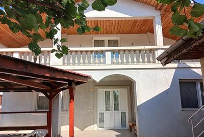 Casă cu 4 camere cu Teren 450 Mp în Bolintin-Deal