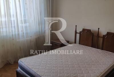 Apartament cu 3 camere decomandat, mobilat în Cetății