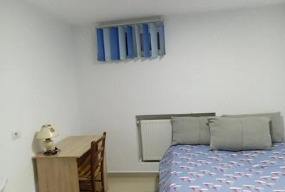 Apartament cu 3 camere decomandat în Ferentari - 1