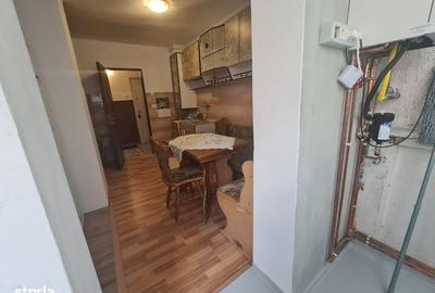 Apartament cu 3 camere decomandat în Griviței - 2