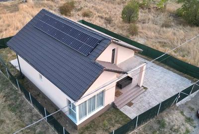Casă cu Teren 300 Mp în Ghioroc