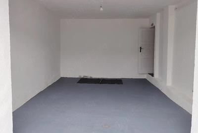 Casă cu Teren 275 Mp în Central
