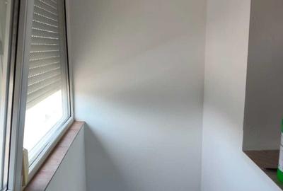 Apartament cu 3 camere decomandat în Obor