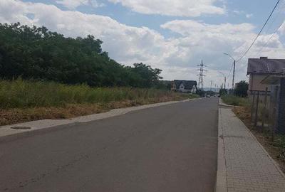 Teren de 700 mp, în Central - 4