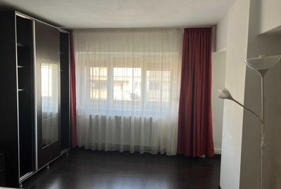 Garsonieră decomandată în Energiei - 2